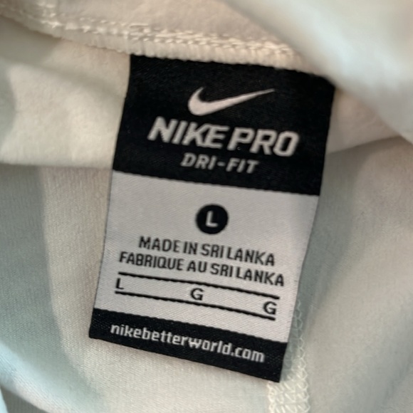 Nike Pro Dri-fit hooded long sleeve shirt, NWT, large - Picture 3 of 5